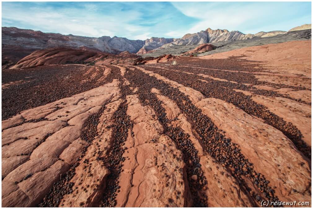 Petrified Dunes Trail und eine recht coole Moki Marbles Formation