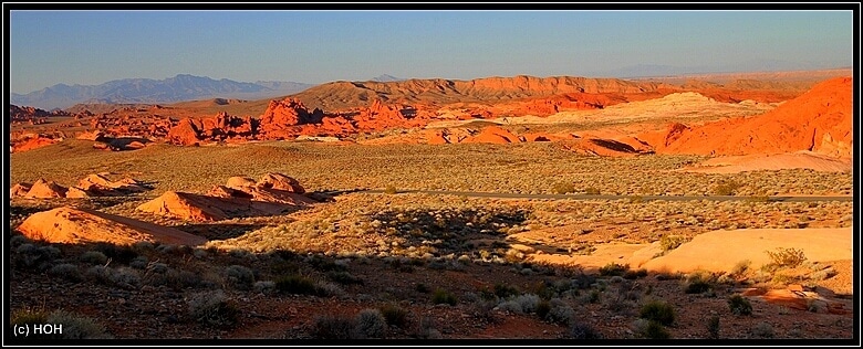 Kurz vor Sonnenuntergang ... das Valley of fire leuchtet