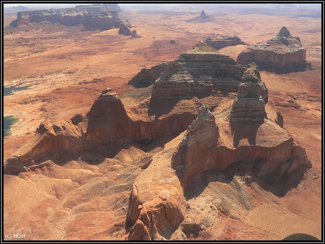 Luftaufnahme der Umgebung vom Lake Powell
