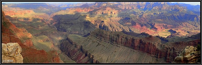 Grand Canyon vom Mather Point aus gesehen ... rechts am Bildrand der Colorado River