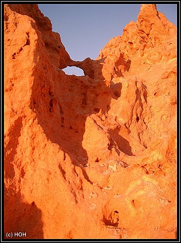 Coral Bay Red Rocks