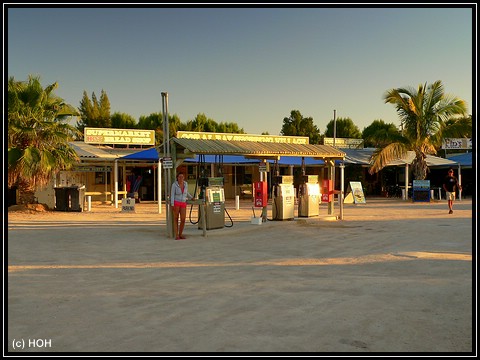 Coral Bay Tankstelle