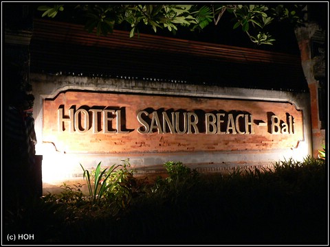 Eingangsschild Hotel Prama Sanur Beach