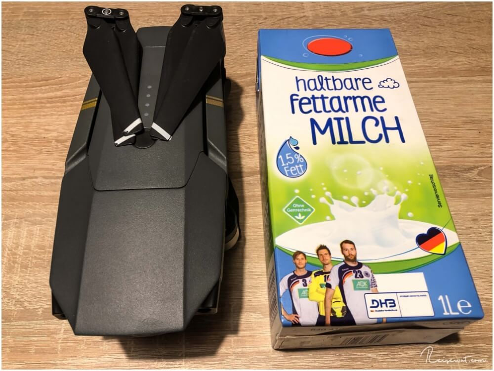Das Ding passt theoretisch in eine leere Milchtüte