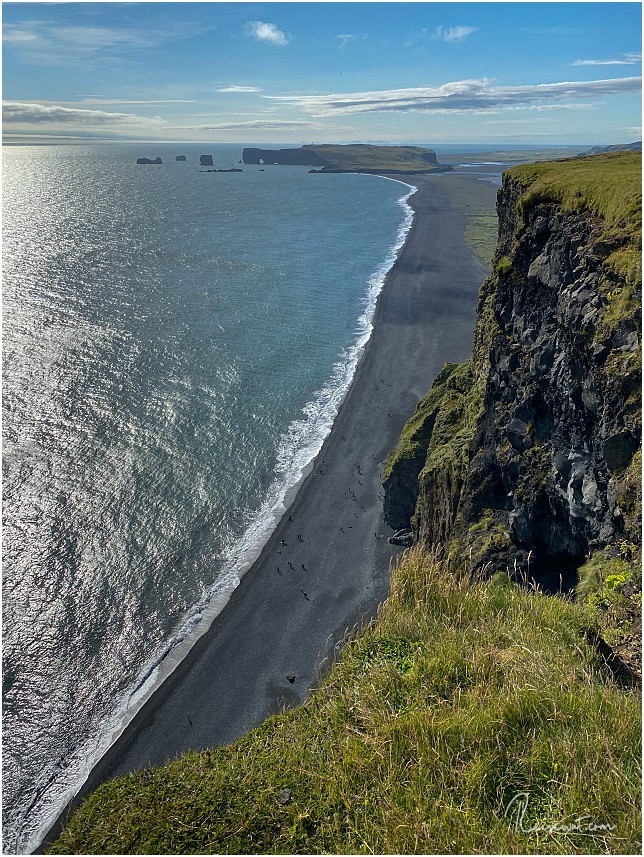 Blick vom Reynisfjall in Richtung Dyrholaey