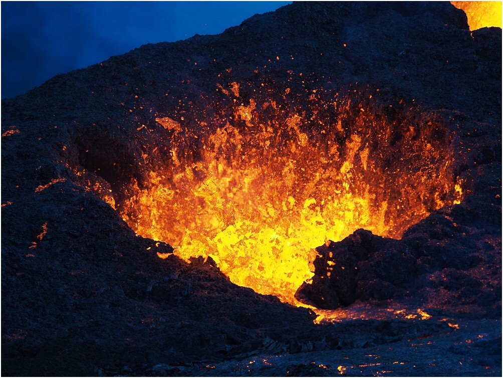 Mit Teleobjektiv fotografiert schaut das schon recht beeindruckend aus