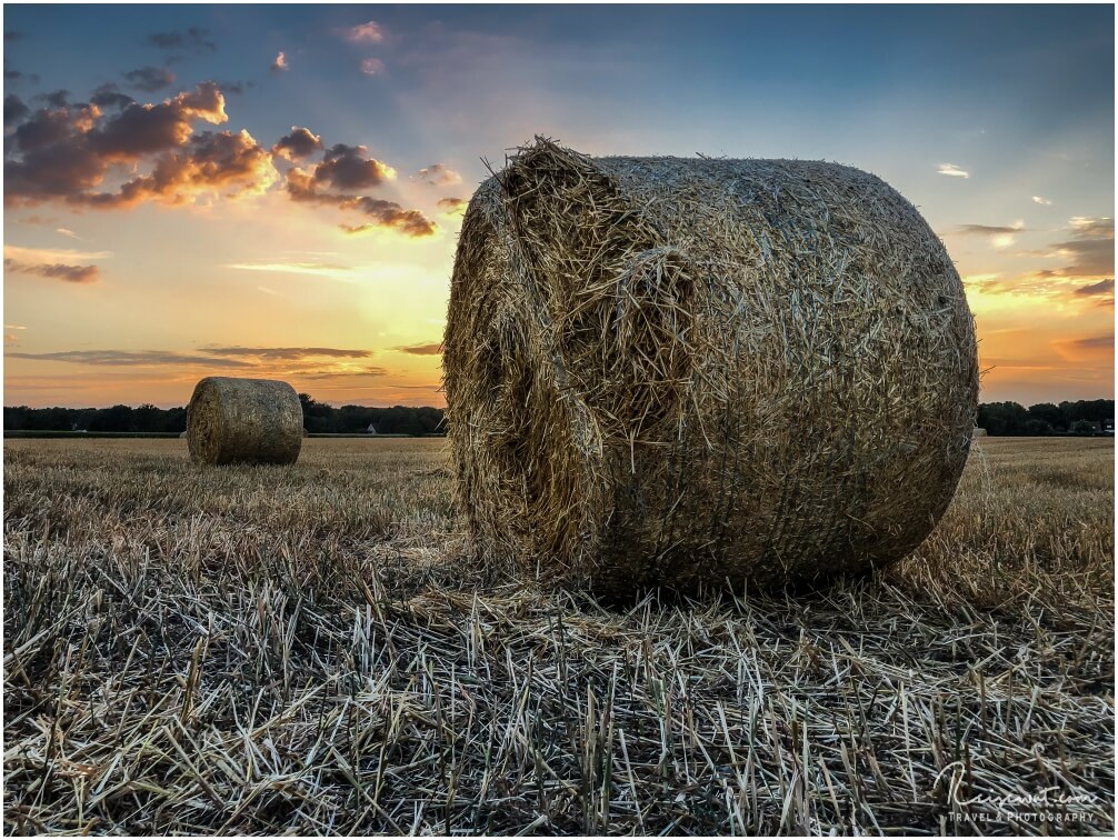 ENDLICH hab ich es gefunden, mein ganz persönliches Feld mit Strohballen