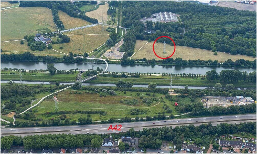 Der Zauberlehrling oberhalb des Kanals, aufgenommen aus 300 m Höhe während meines Rundfluges mit einem Tragschrauber