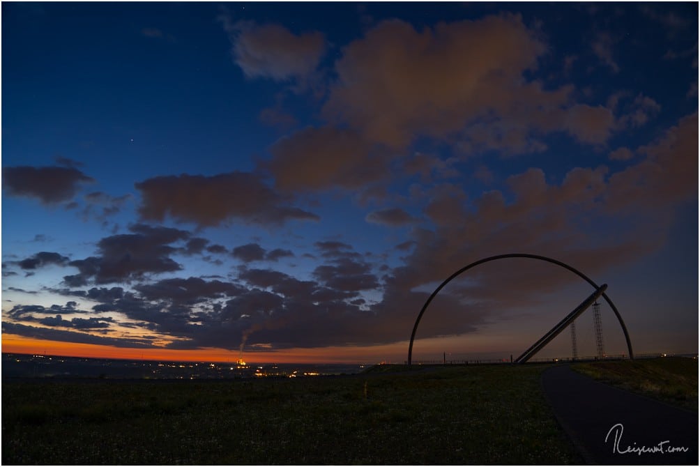 Kurz nach dem ersten Licht, der Sonnenaufgang scheint vielversprechend zu werden.