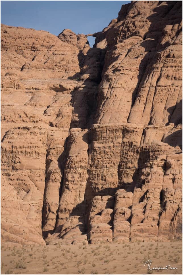 Die Burdah Rock Bridge liegt ziemlich weit oben auf dem gleichnamigen Berg