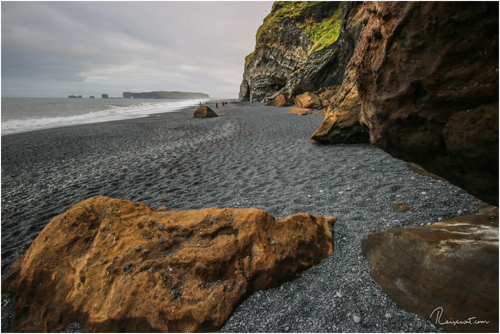 Dieser Bereich vom Strand ist inzwischen leider wegen eines Geröllabgangs nicht mehr zugänglich