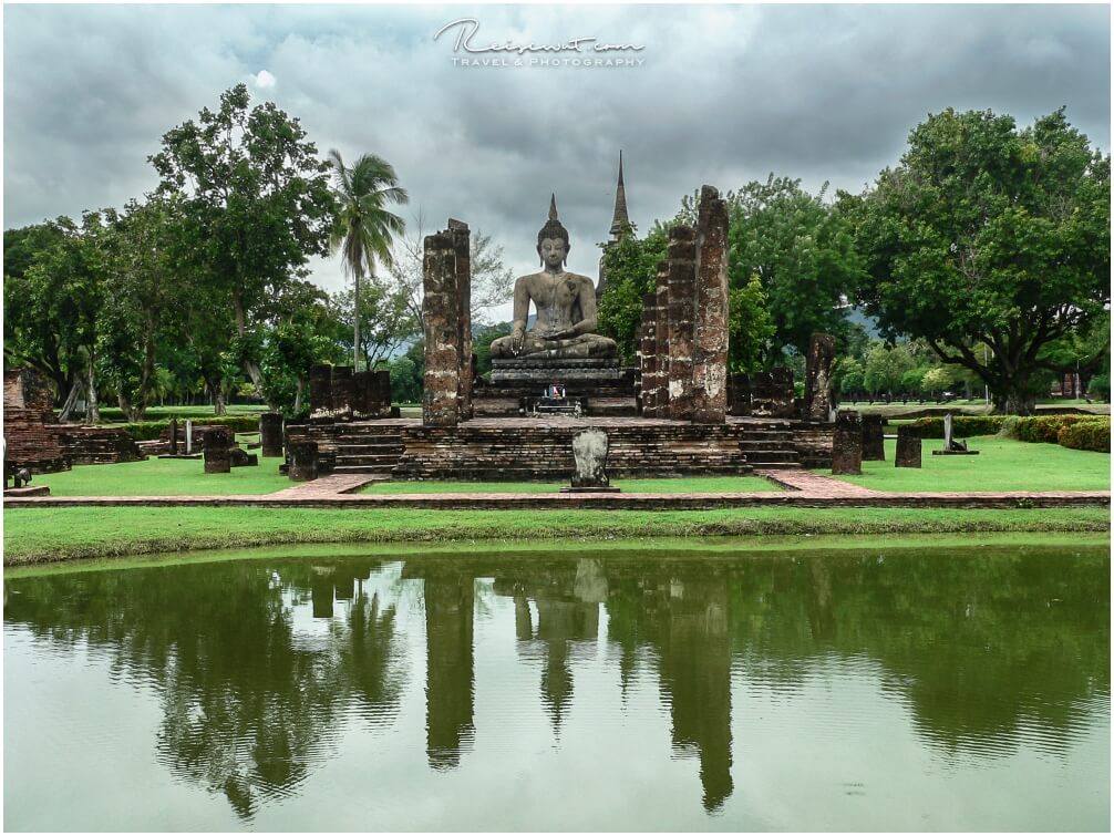 Wat Mahathat in Sukothai in Thailand