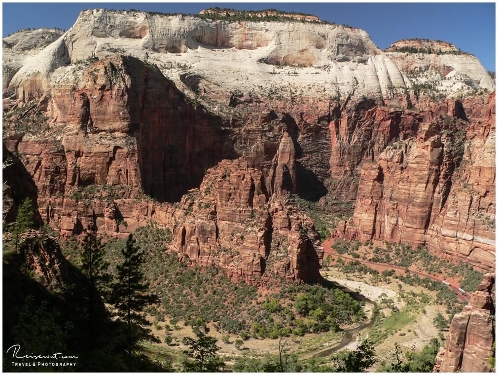 Blick vom Echo Canyon in Richtung Angels Landing