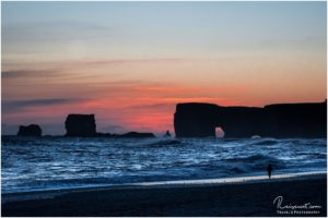 Reynisfjara zum Sonnenuntergang