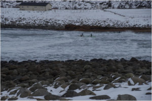 Surfer am Unstad Beach