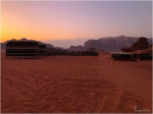 Abendstimmung am Wadi Rum Nomads Basecamp