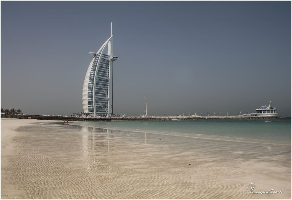 Das Burj Al Arab in Dubai, eines der wenigen 7*-Hotels der Welt