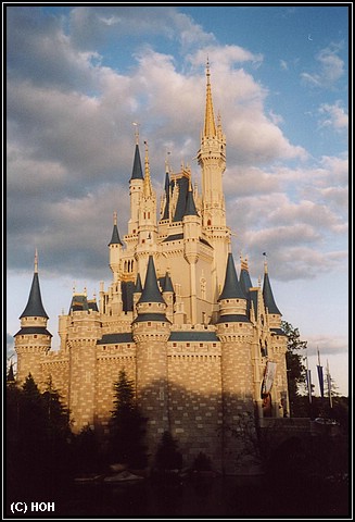 Cinderellas Castle, Mittelpunkt aller Magic Kingdom Freizeitparks