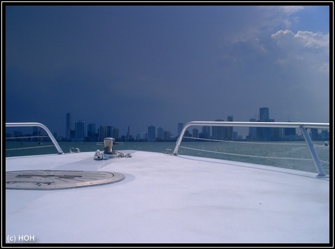 Dunkle Wolken über Miami ...