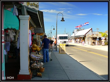 Dodecanese Blvd. ... die Tourimeile in Tarpon Springs