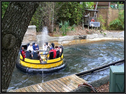 Congo River Rapids ... trocken geht nicht !!