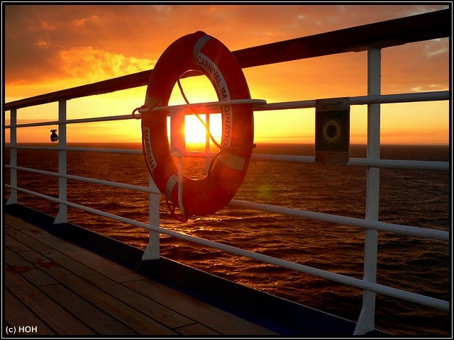 Der erste Sonnenuntergang an Board der Carnival Imagination