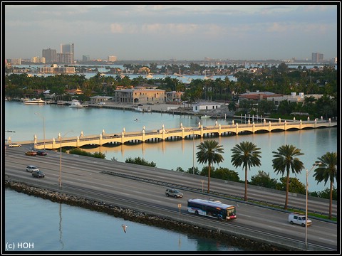 Noch ein letzter Blick vom Oberdeck über Miami am frühen Morgen