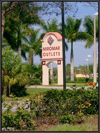 Miromar Outlets