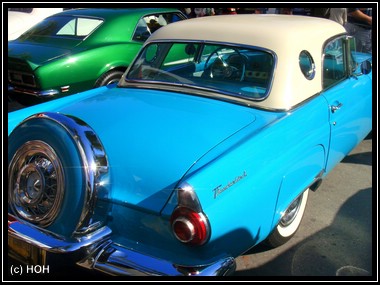 1956er Thunderbird
