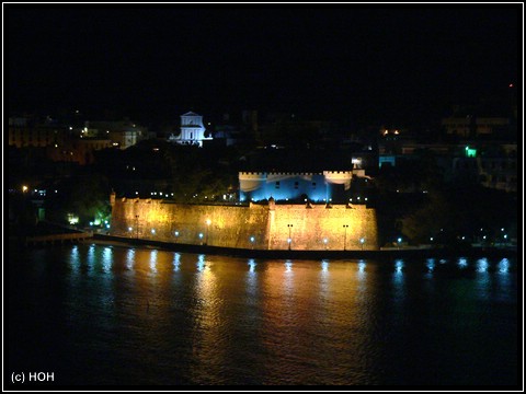 Old San Juan bei Nacht