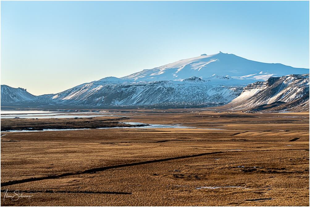 Ein seltener Anblick, der Snæfelsjökull ohne Wolken