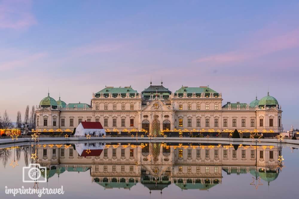 Das Weihnachtsdorf am Schloss Belvedere