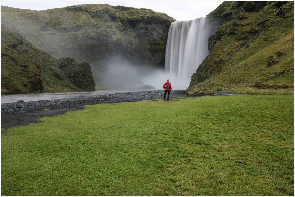 Ganz allein beim Skogafoss ... Seltenheitswert inzwischen