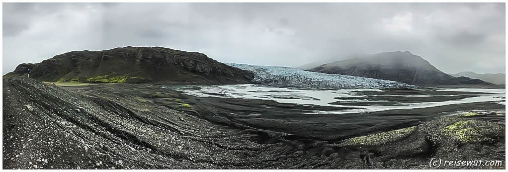 Flaajökull Panorama ... mit Burckhard links im Bild als Größenvergleich