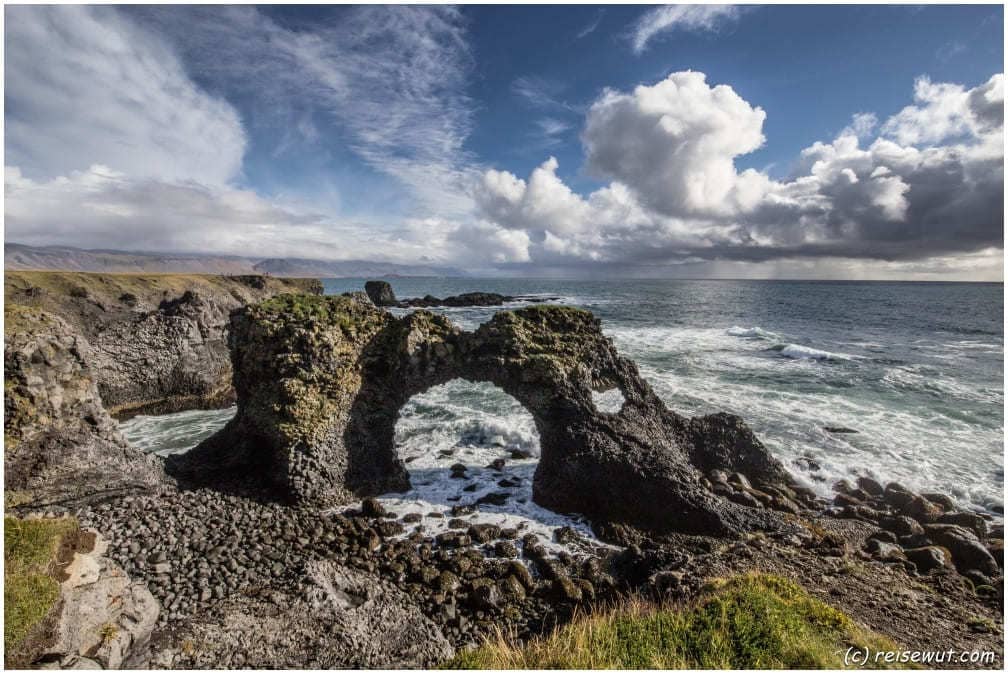 Der Gattklettur Sea Arch