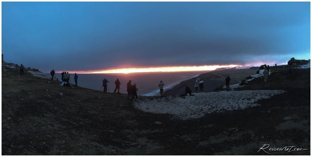 Fotografen bei Dyrholaey