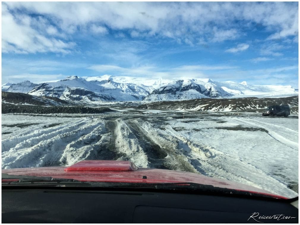 Unterwegs im Toyota Hilux zur Crystal Cave