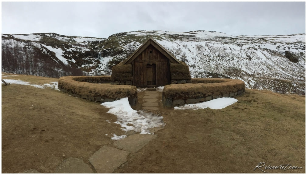 Einer der markantesten Game of Thrones Drehorte in Island: Þjóðveldisbærinn