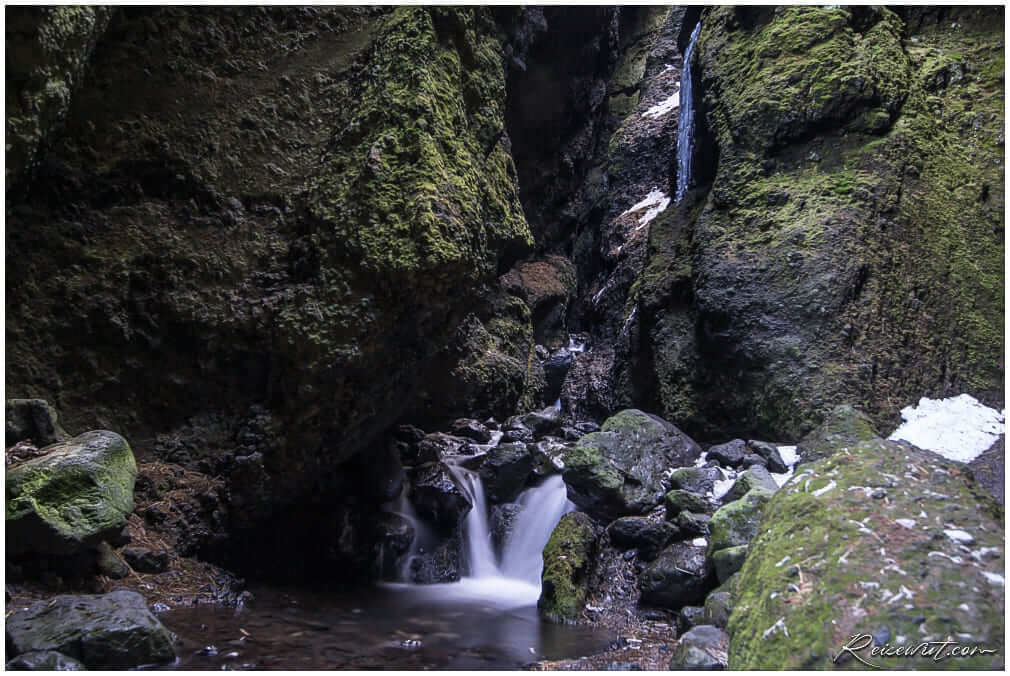 Rauðfeldsgjá Gorge