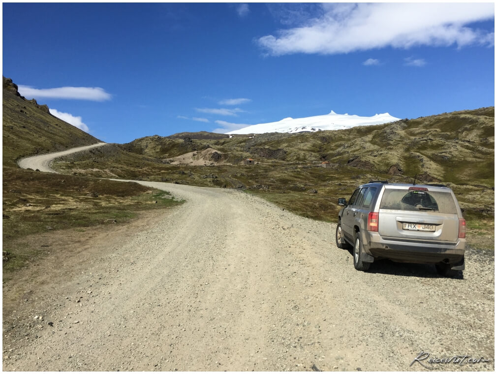 Gravel Road nach oben zum Snaefellsjökull