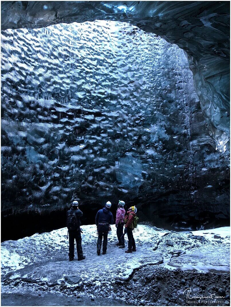 Faszination in der Eishöhle