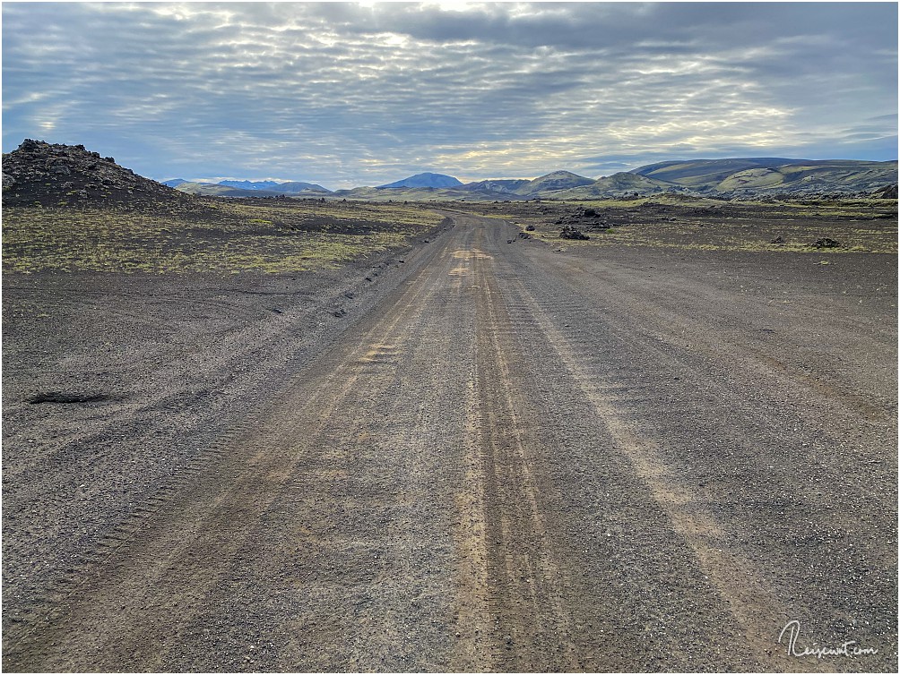 Die Landmannaleið fährt sie wie eine Art Gravel-Autobahn