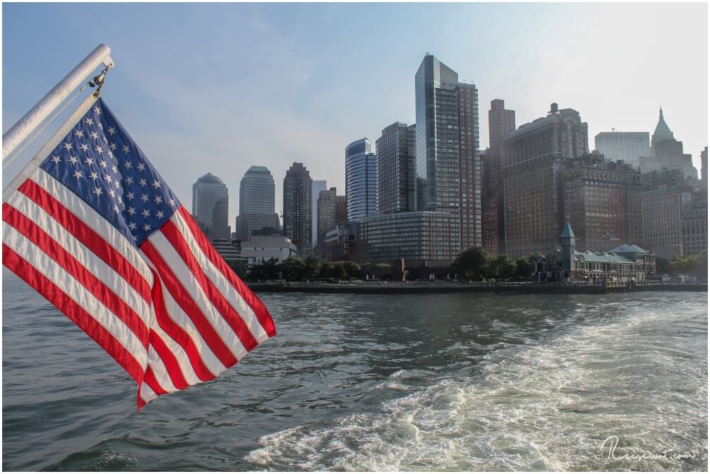 Der Blick von der Staten Island Ferry in Richtung Financial District