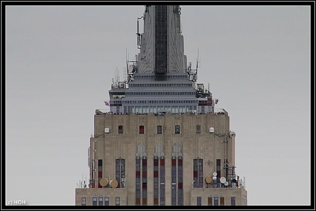 Zoom auf die Besucherplattform des Empire State Buildings