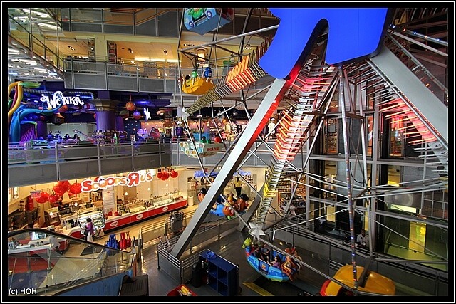 Riesenrad im Toys'R'Us