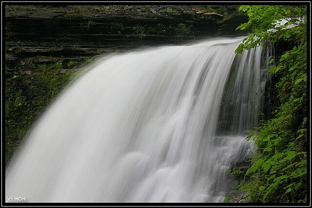 Die Sturzkante der Lower Falls