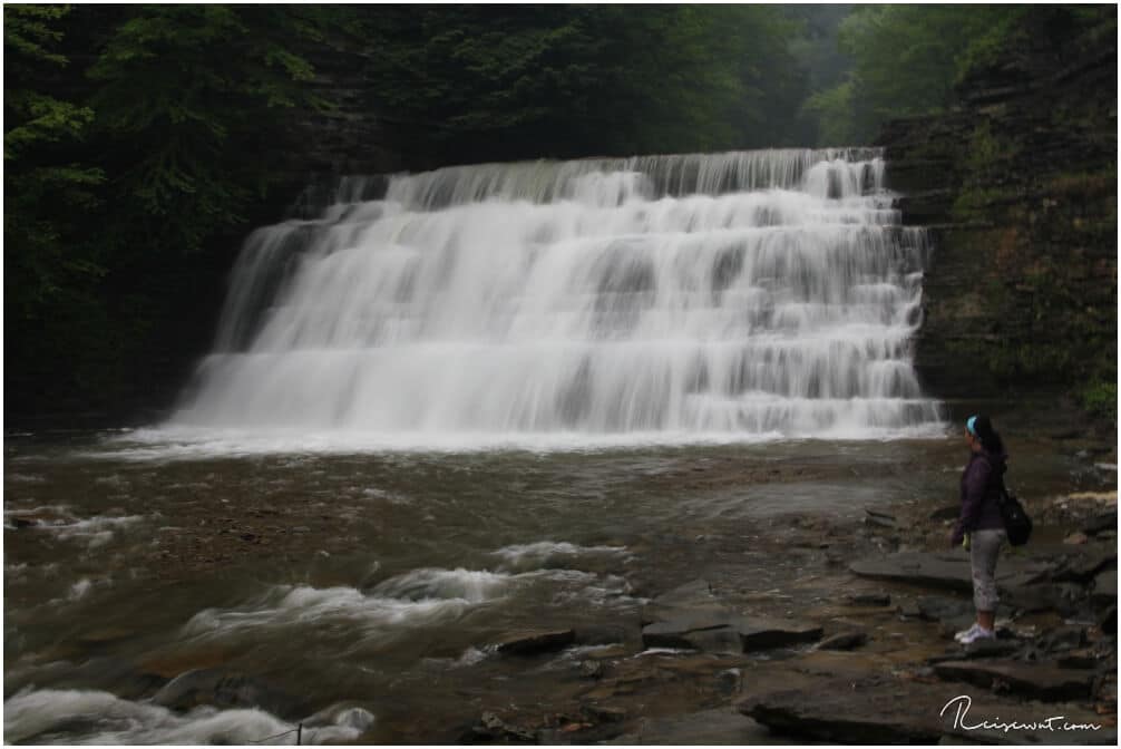 Nur einer der vielen Wasserfälle im wunderschönen Stony Brook State Park