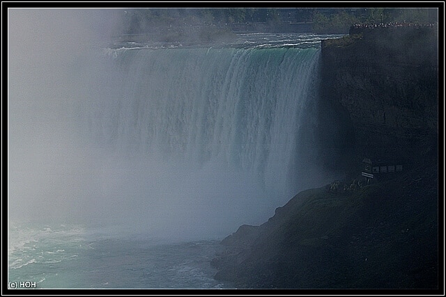 Blick in Richtung Journey behind the Falls