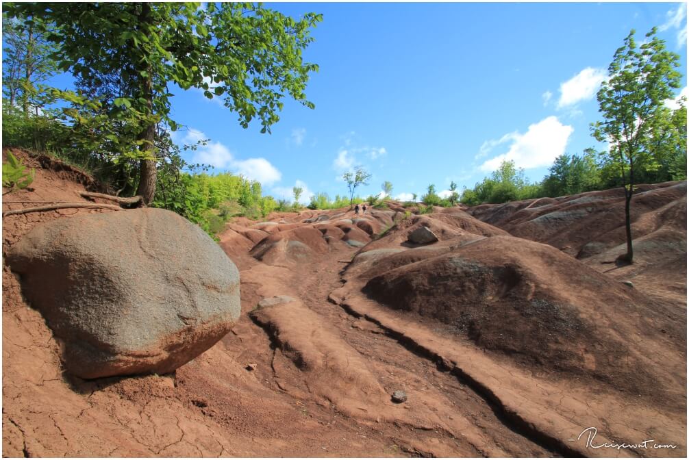 Freigelegter Felsen in den Cheltenham Badlands
