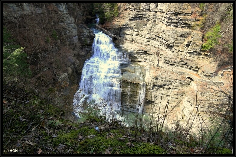 Die Lucifer Falls vom Rim Trail aus gesehen